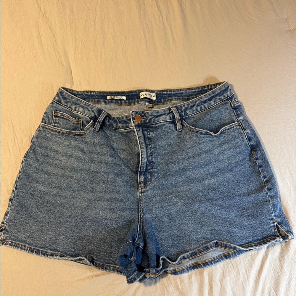 Ava & Viv Women's Blue Denim Shorts